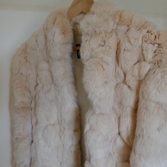 Small Rabbit fur coat - Picture 1 of 4